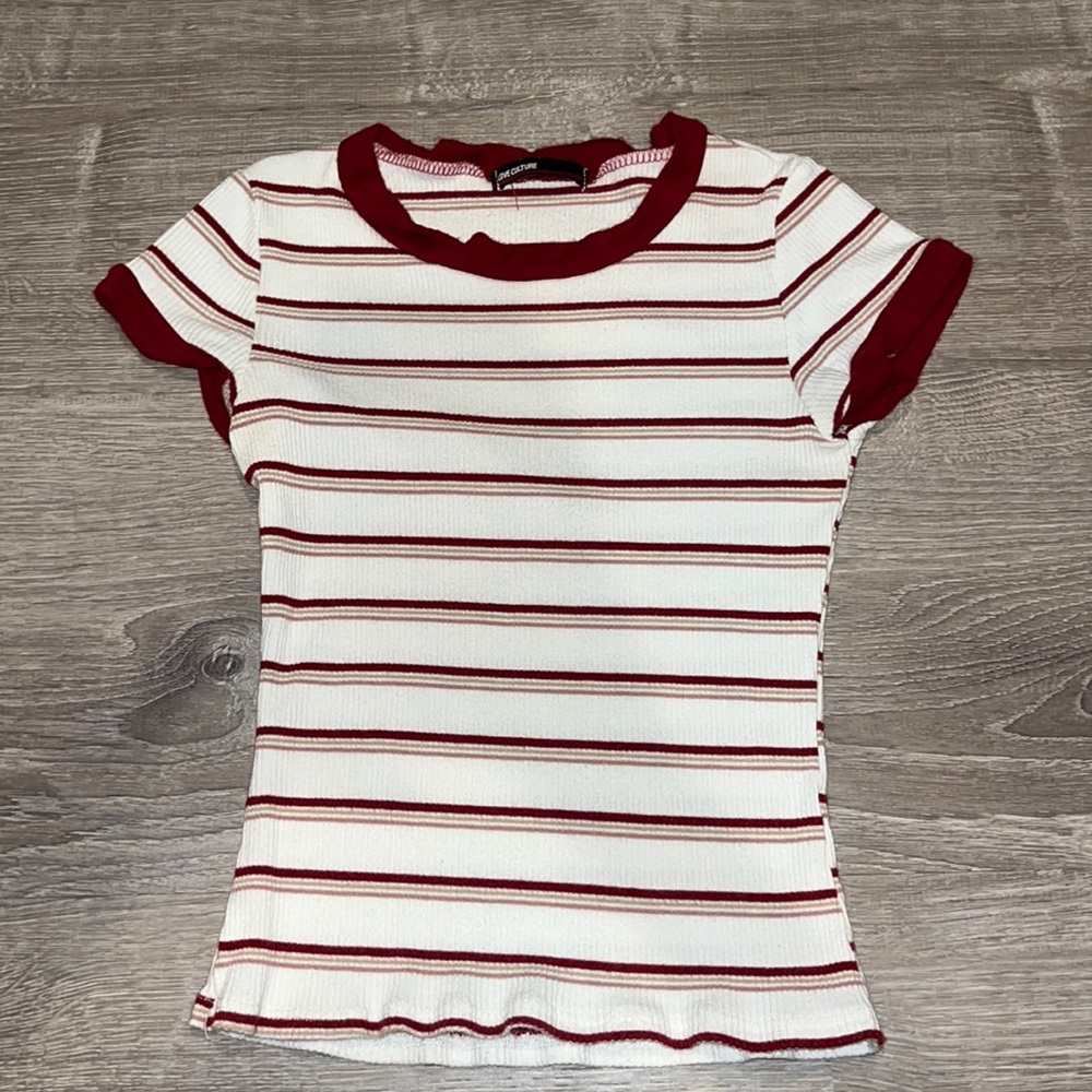 Love Culture Juniors T-shirt